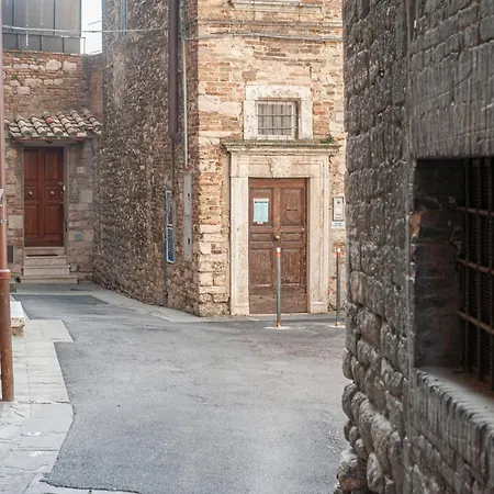 Center - Skyline Apartmán Perugia