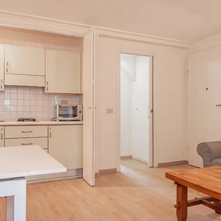 Center - Skyline * פרוג'ה