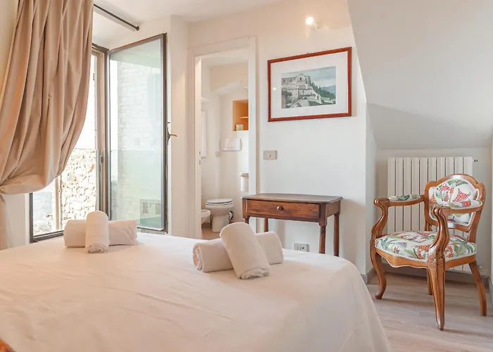 Center - Skyline Apartament *